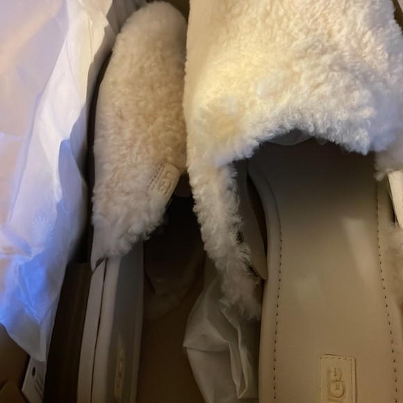 UGG NATURAL JANAYA COZY SLIPPERS MULE SIZE 11 - Picture 3 of 5